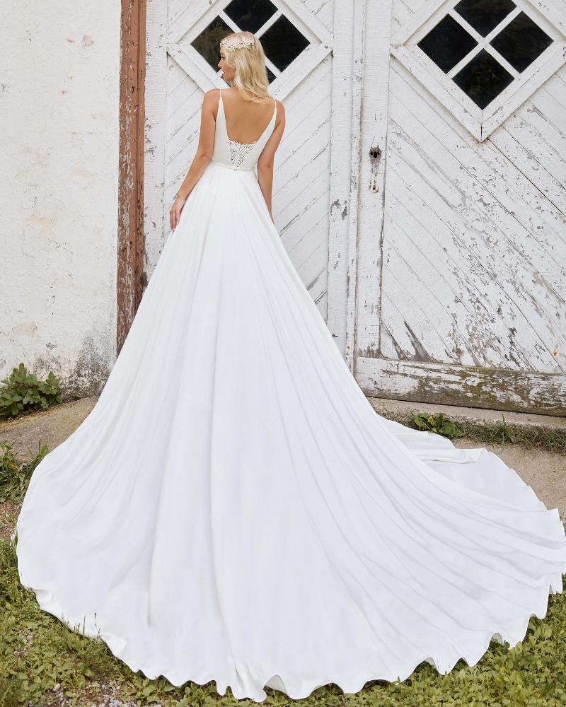 Lp2206 a line spaghetti strap wedding dress with pockets and long train2